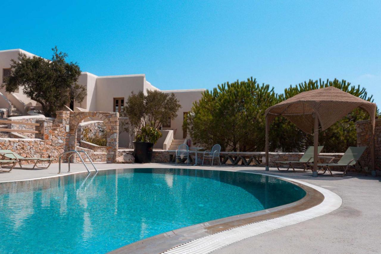 Xaraki Traditional Houses Folegandros Town ภายนอก รูปภาพ